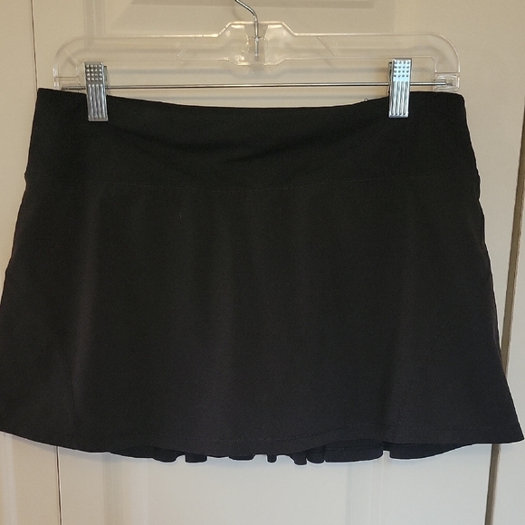 Lululemon Athletica Black Back Pleated Tennis Skirt - Picture 3 of 4